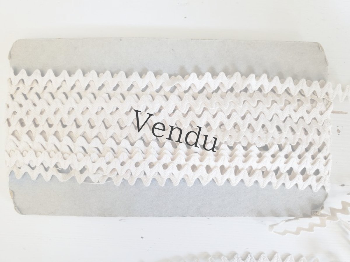 画像2: フランスヴィンテージ　台紙つきレーストリム 805cm (2)