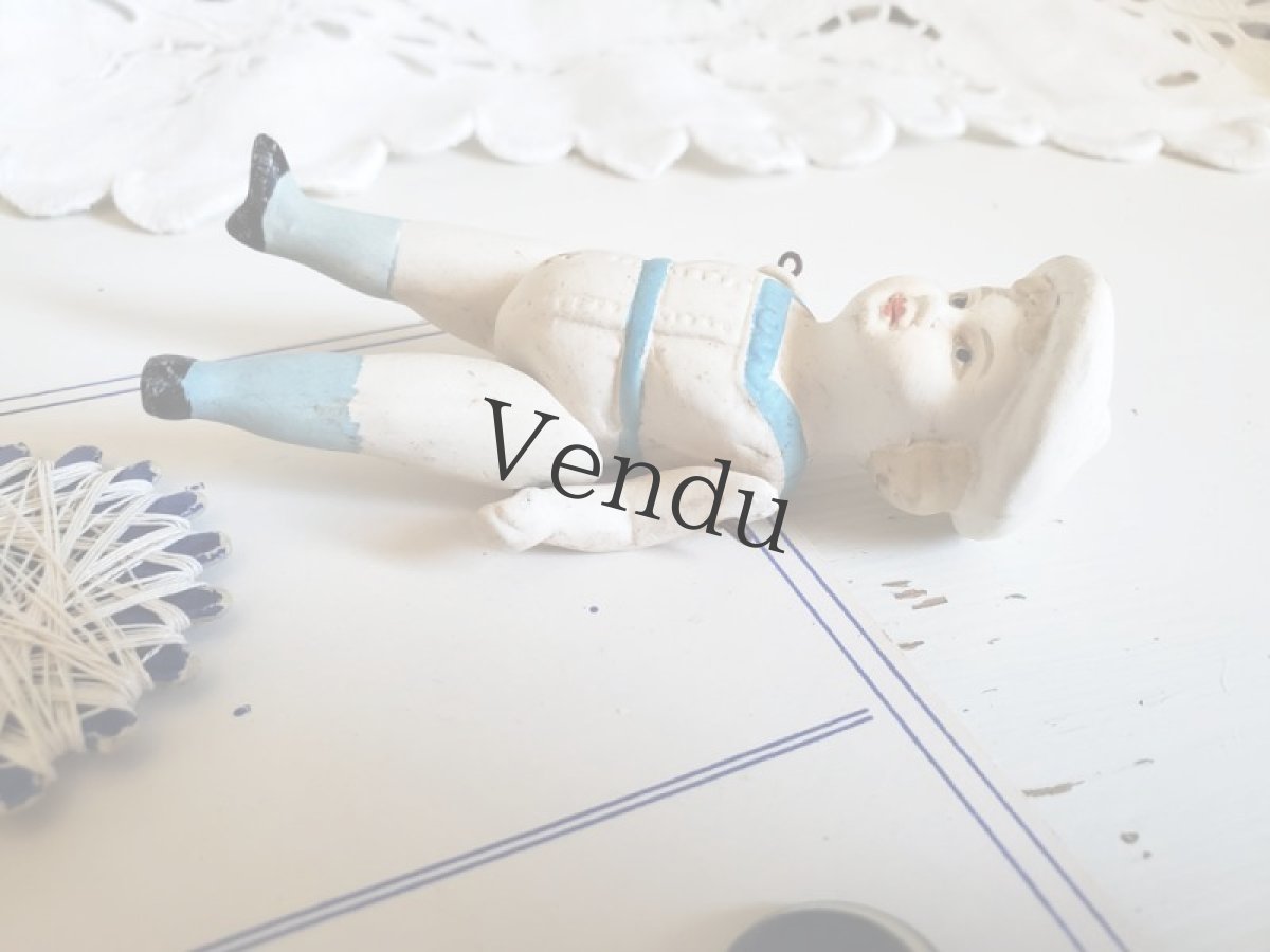 画像10: フランス蚤の市　ビスクドール（ドイツ）とマリンボタンシート (10)