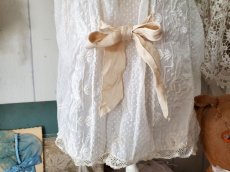 画像6: フランスアンティーク　白糸刺繍ベビードレス (6)