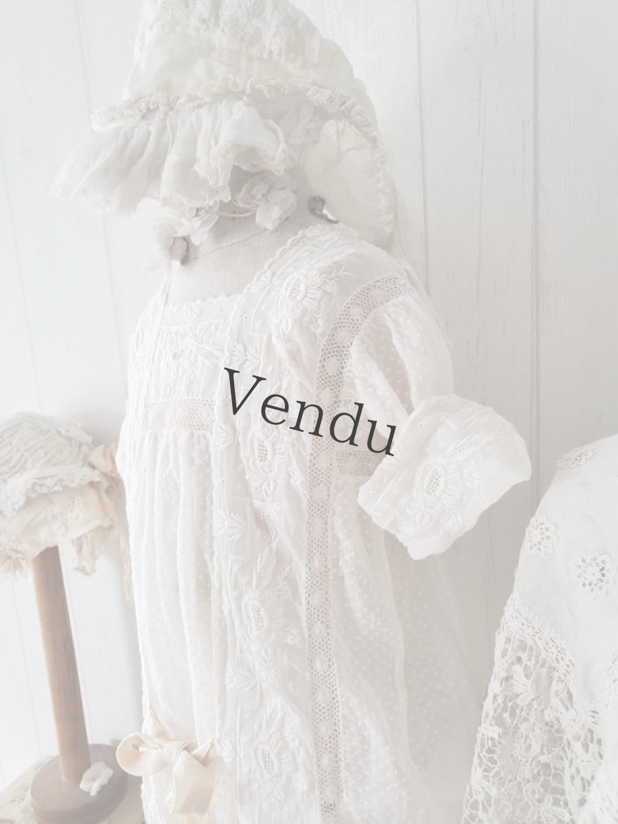 画像4: フランスアンティーク　白糸刺繍ベビードレス (4)