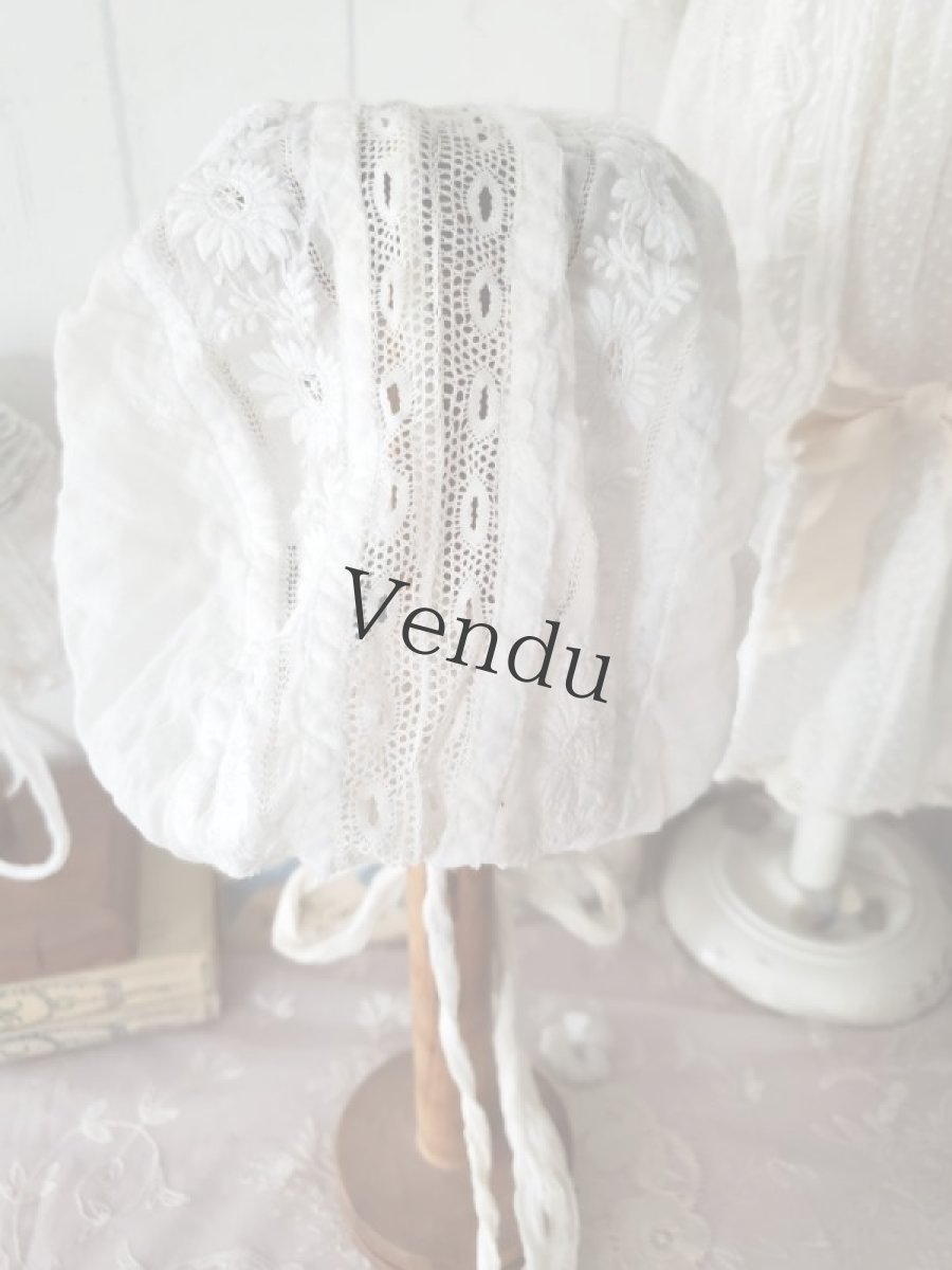 画像9: フランスアンティーク　やわらかローン地 白糸刺繍ボネ 子供サイズ (9)