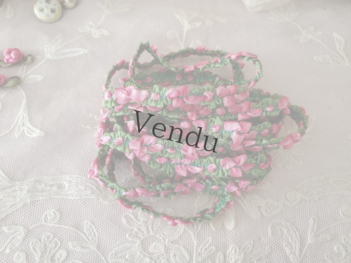 画像4: フランスヴィンテージ　ローズ＆グリーンのロココリボン 20cm〜 (4)