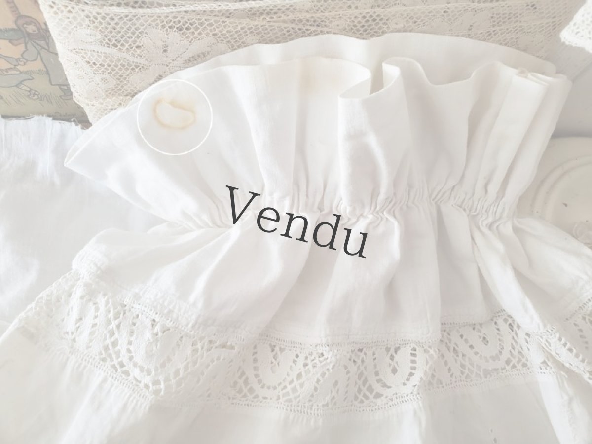 画像12: フランスアンティーク　刺繍スカラップ端切れ 2種類セット (12)