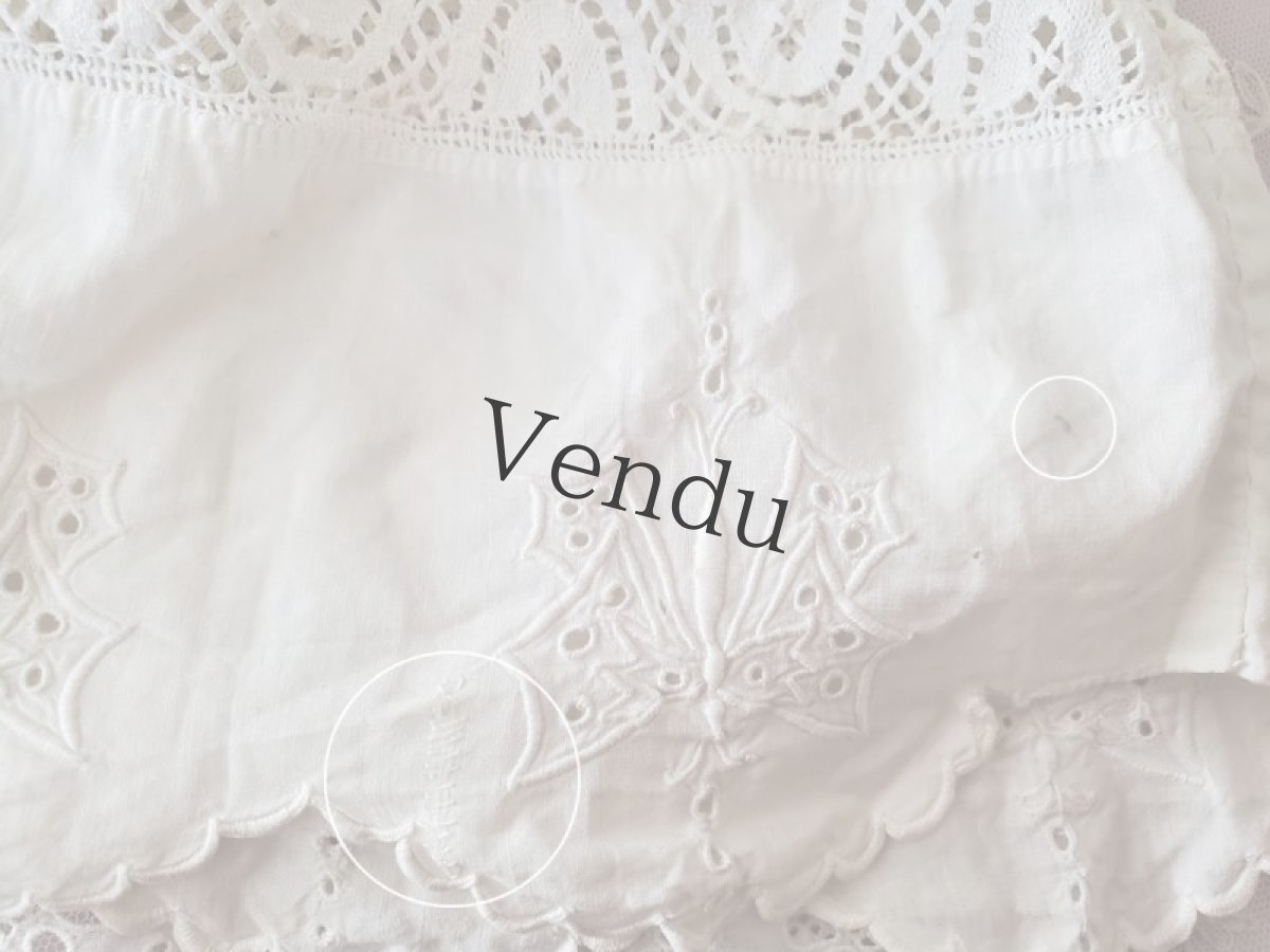 画像10: フランスアンティーク　刺繍スカラップ端切れ 2種類セット (10)