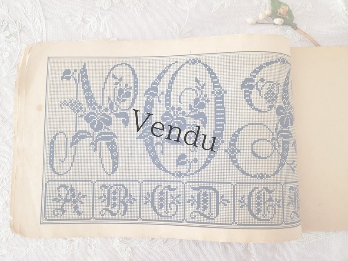 画像4: フランスアンティーク　MAISON SAJOU 刺繍アルファベット図案 Album No.604 (4)