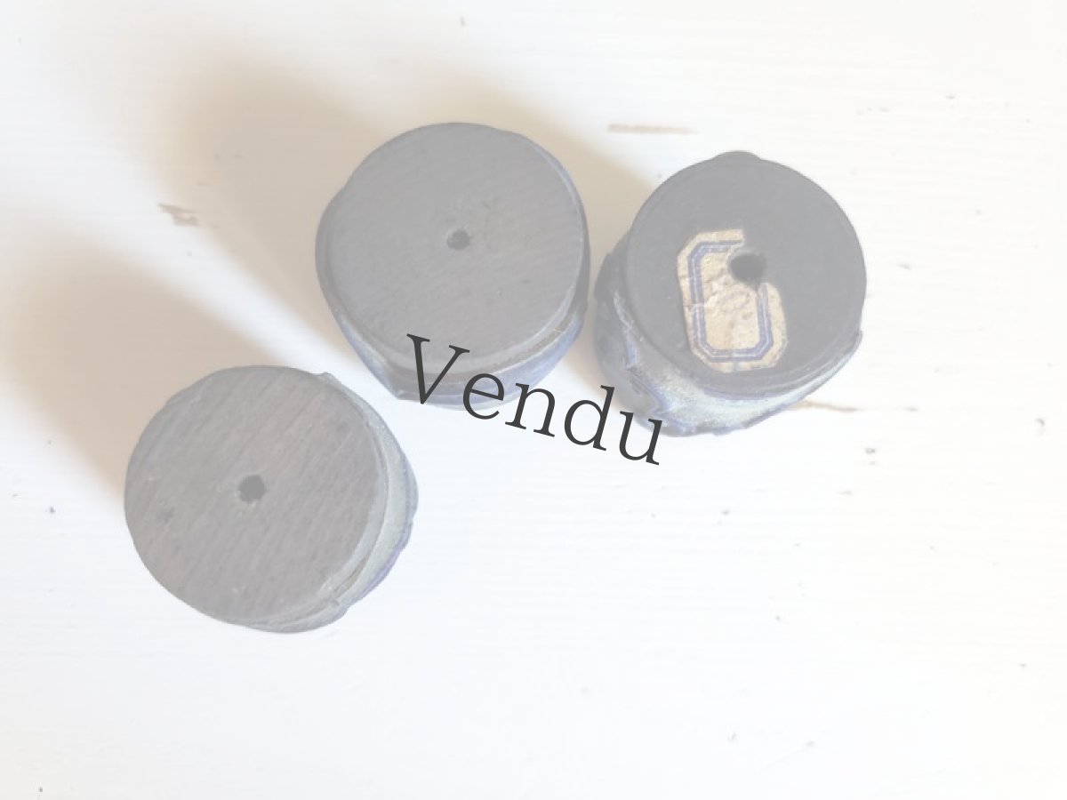 画像4: フランス 1900年前後 刺繍木製スタンプ ３こセット31-32mm (4)