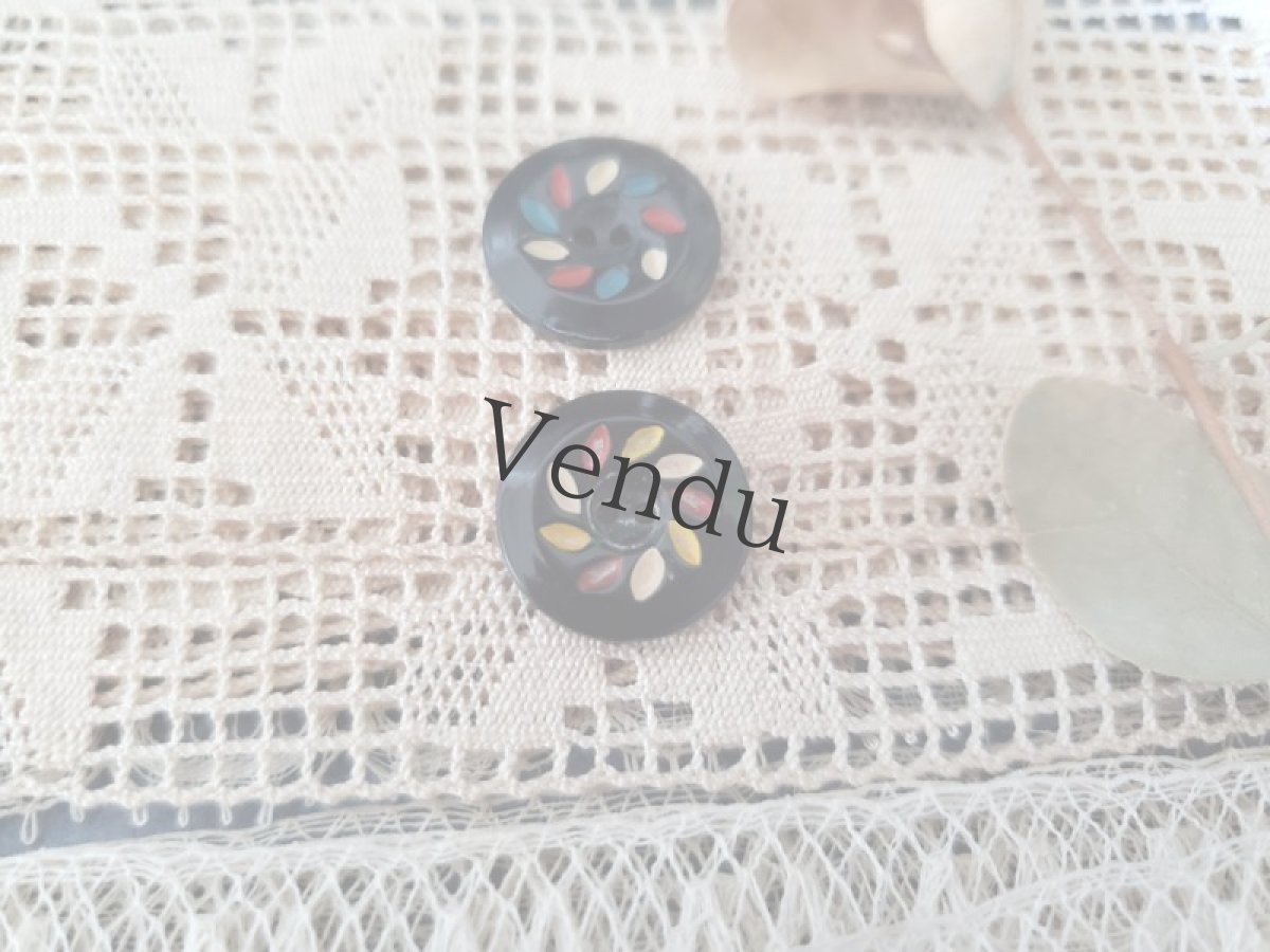 画像3: フランスヴィンテージ　フォークロア調ペイントボタン ２こセット 15mm (3)