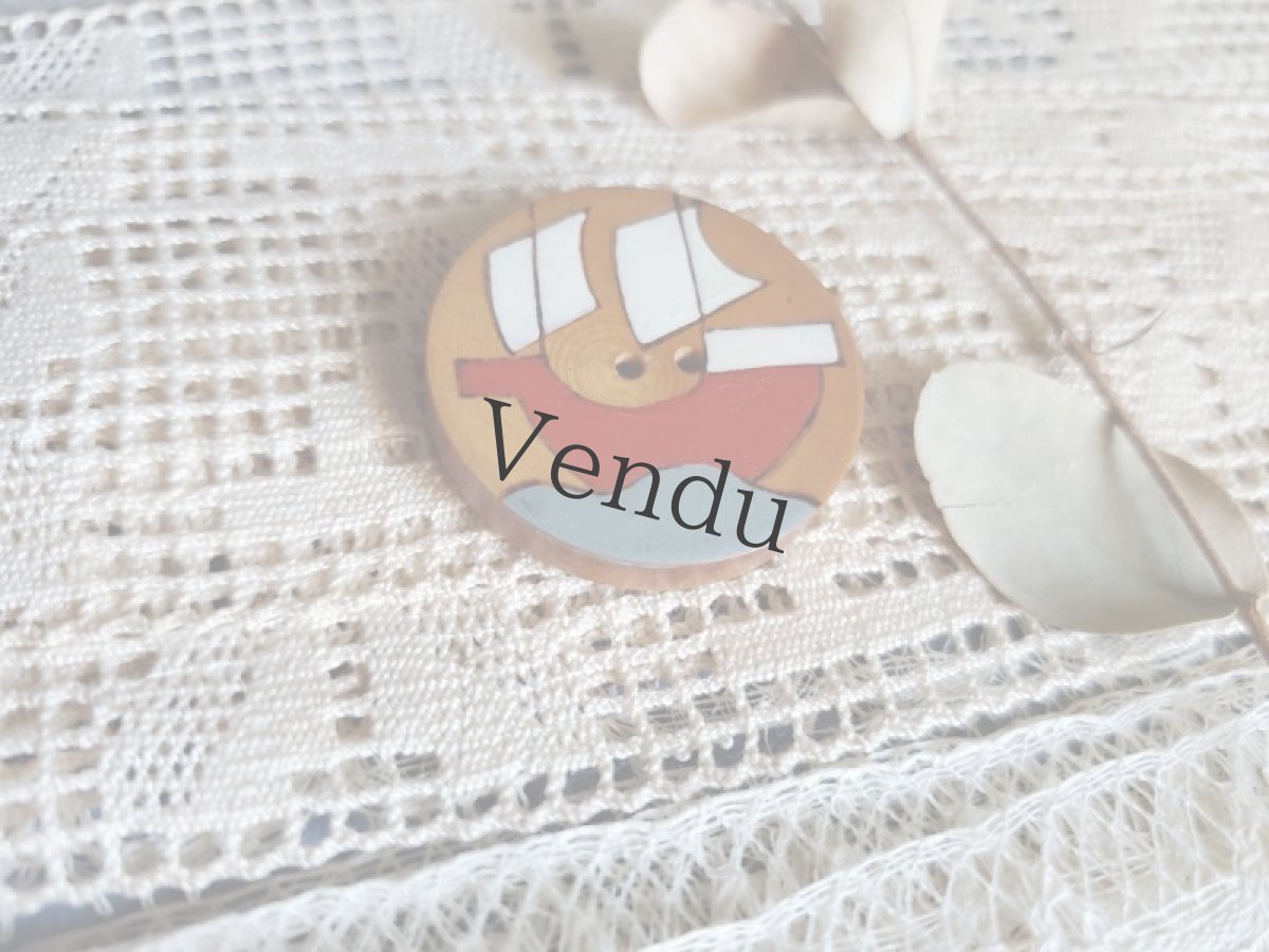 画像2: フランス 1940-50年代　木製ペイントボタン 船 27mm (2)