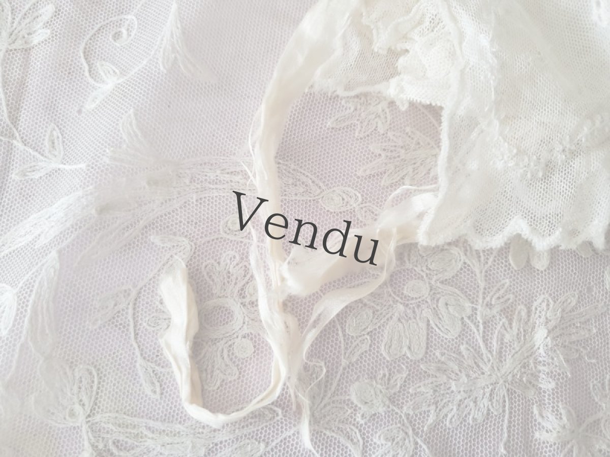 画像7: フランスアンティーク　チュールレースの刺繍ボネ 子供サイズ (7)