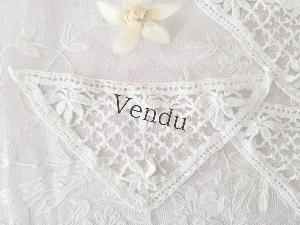 画像2: フランスヴィンテージ　三角形レースモチーフ ３つセット (2)