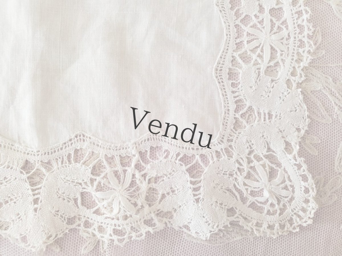 画像4: フランスヴィンテージ　ボビンレース　ハンカチ　イニシャル刺繍入り (4)