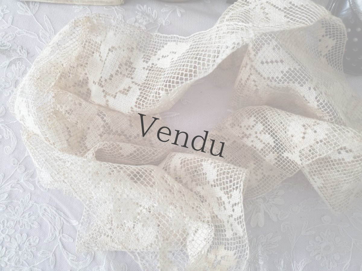 画像4: フランスアンティーク　ばらの円形幅広フィレレース 65.5cm (4)