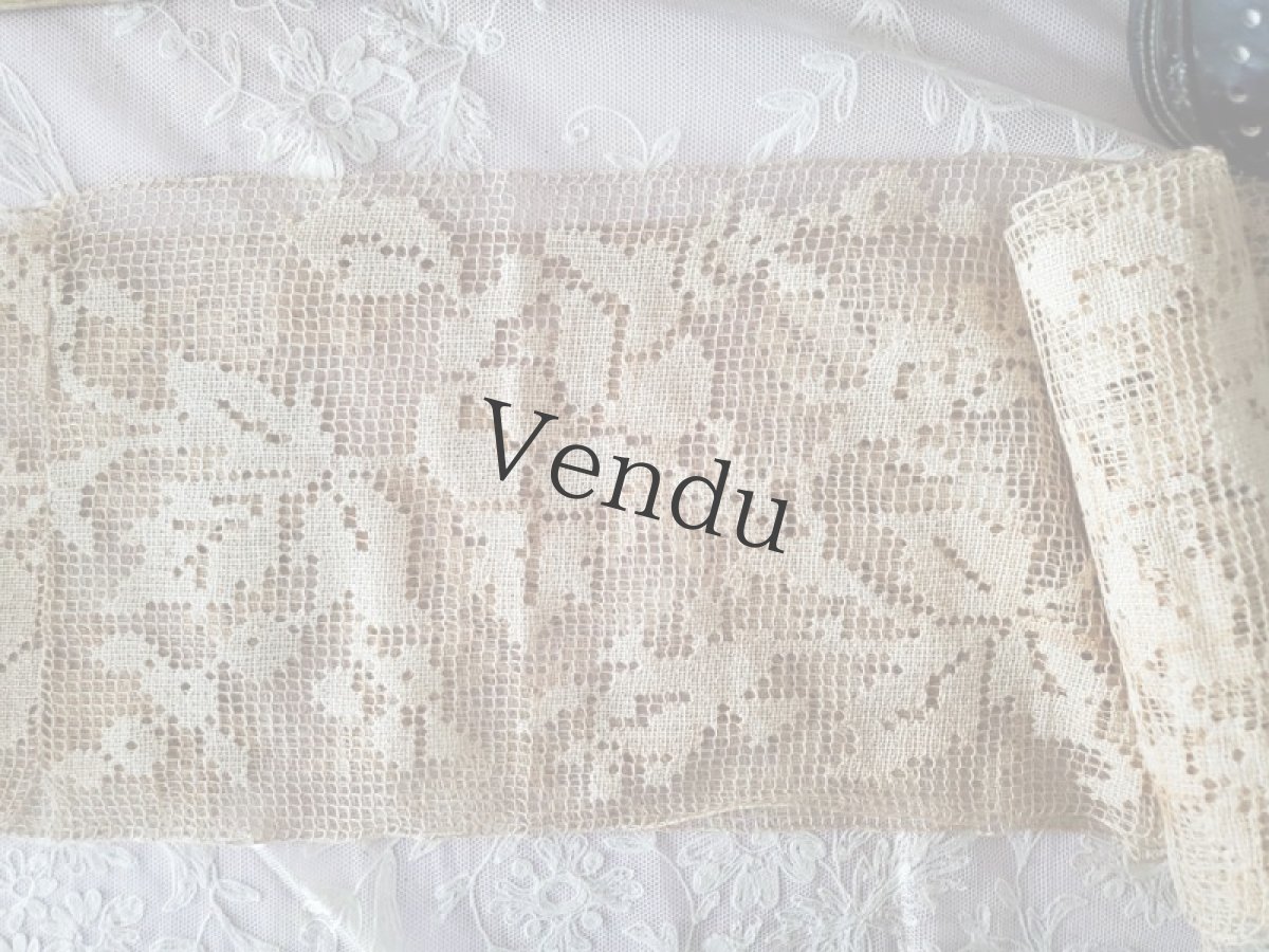 画像3: フランスアンティーク　ばらの円形幅広フィレレース 65.5cm (3)