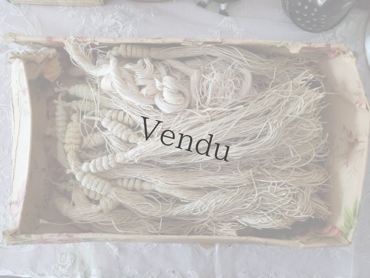 画像10: フランスアンティーク　パスマントリ―／タッセルどっさり＋リネン糸束セット (10)