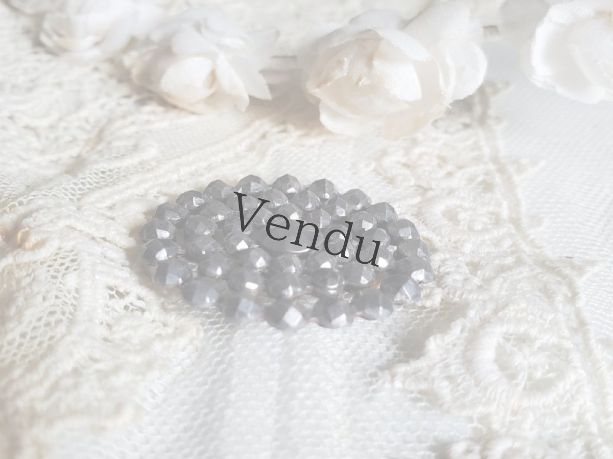 画像3: フランス 19世紀末 メタルボタン 鋲打ち  32mm (3)