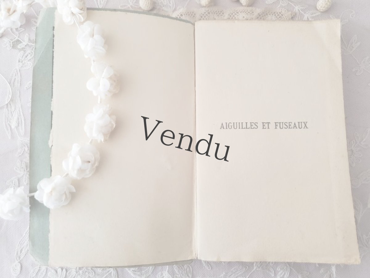 画像2: フランスアンティーク　マルグリット叔母さんの手芸の本 Aiguilles et FUSEAUX Tante MARGUERITE (2)