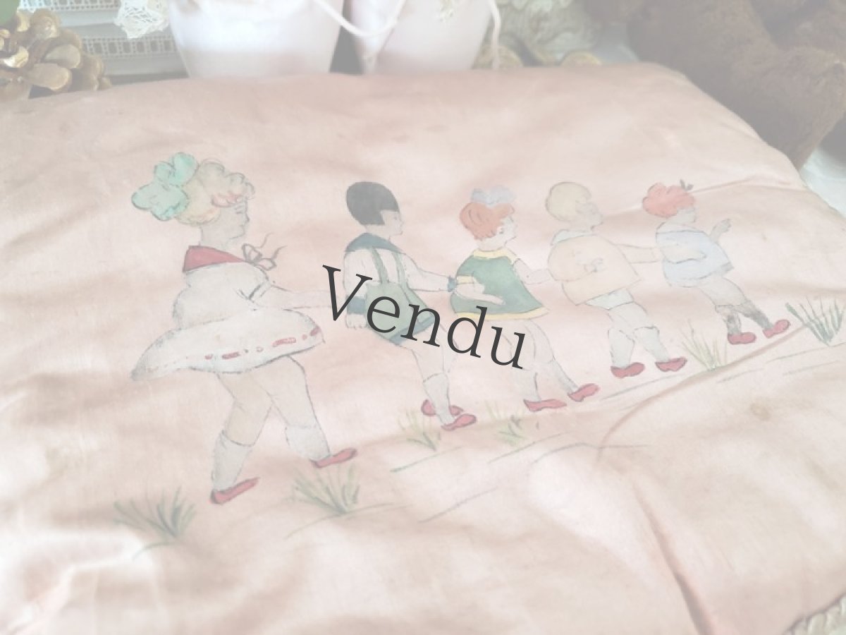 画像3: フランスアンティーク　シルクハンキーケース　ハンドペイント (3)