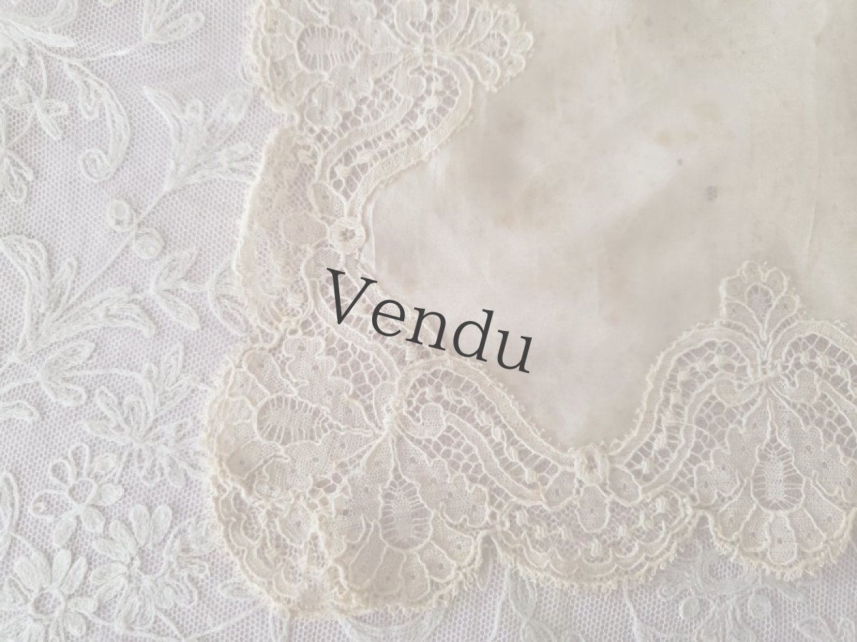 画像3: フランスアンティーク　シルクとレースのハンカチ（ダメージ） (3)