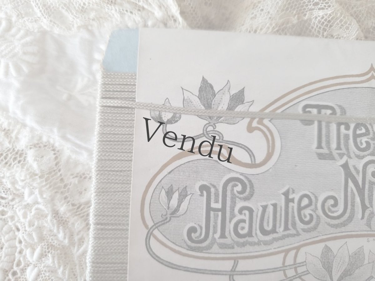 画像2: フランスアンティーク　台紙巻き紐 (2)