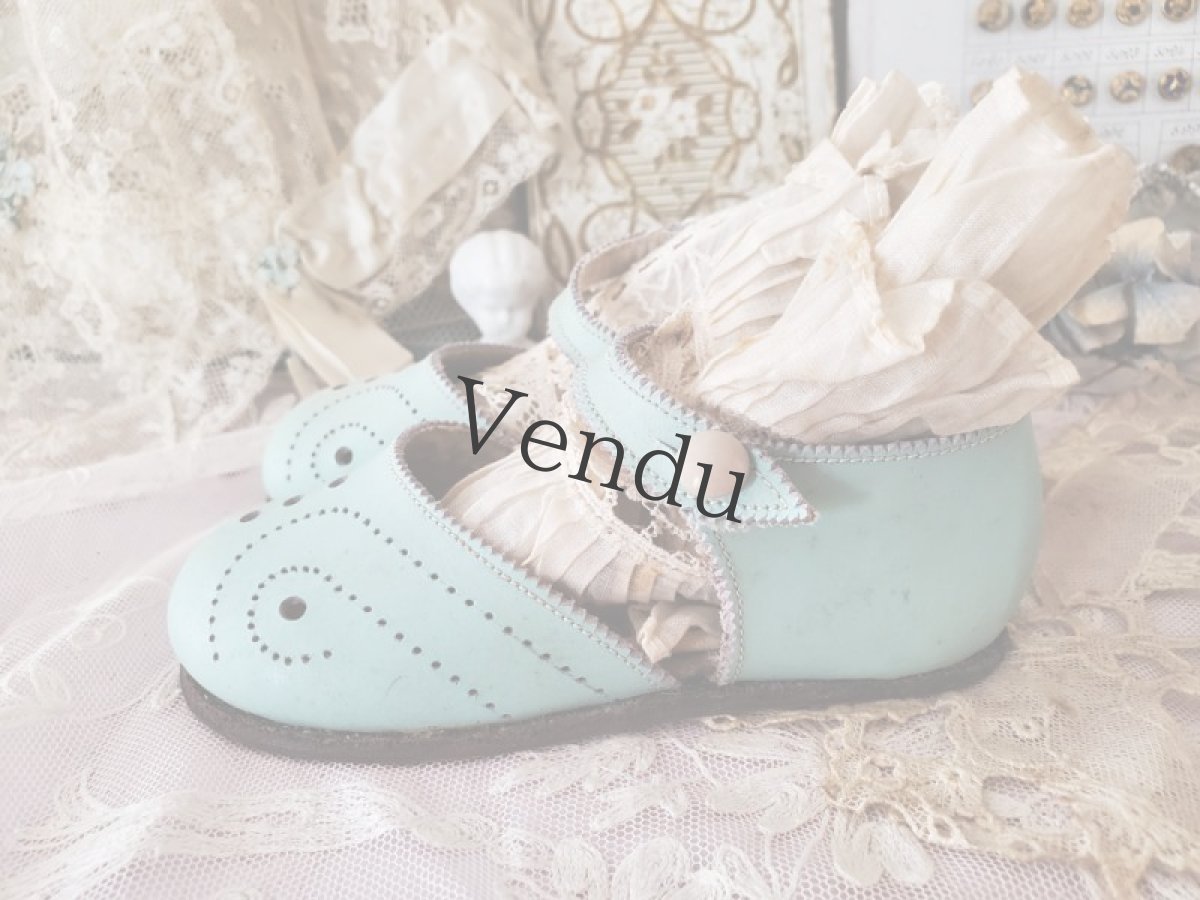 画像4: フランスヴィンテージ　水色のストラップベビーシューズ (4)