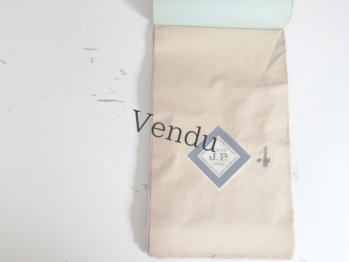 画像7: フランス 1900年代 シューボタンサンプルシート 包み紙色バリエ付き J.P. (7)