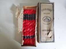 画像1: フランスアンティーク 箱入り刺繍糸×６束 レッド系  CARTIER-BRESSON (1)