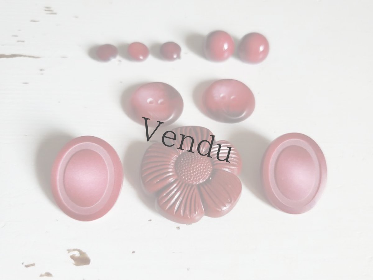 画像2: フランスヴィンテージ  ボタンアソート《Cerise》 10個セット  (2)