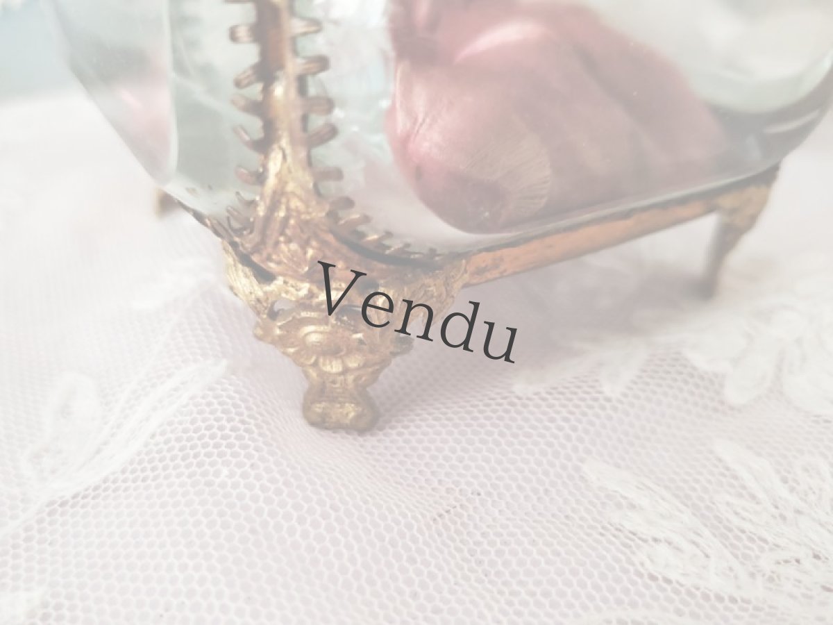 画像14: フランス 1900年前後　イニシャル刺繍入りガラスのジュエリーボックス　 (14)