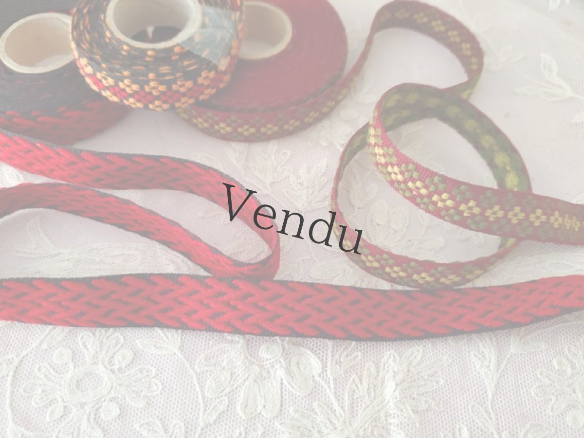 画像3: フランスヴィンテージ　刺繍テープ ３巻きセット (3)