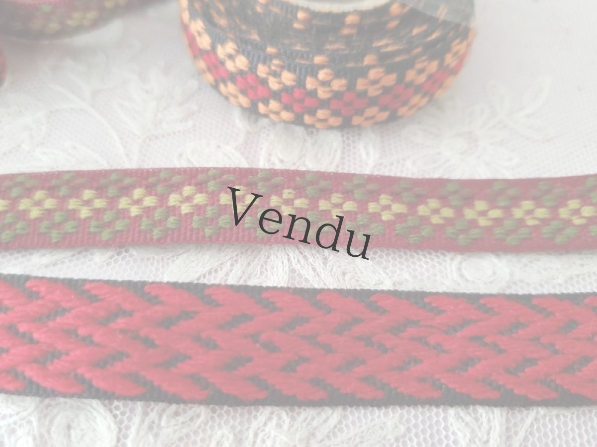 画像4: フランスヴィンテージ　刺繍テープ ３巻きセット (4)