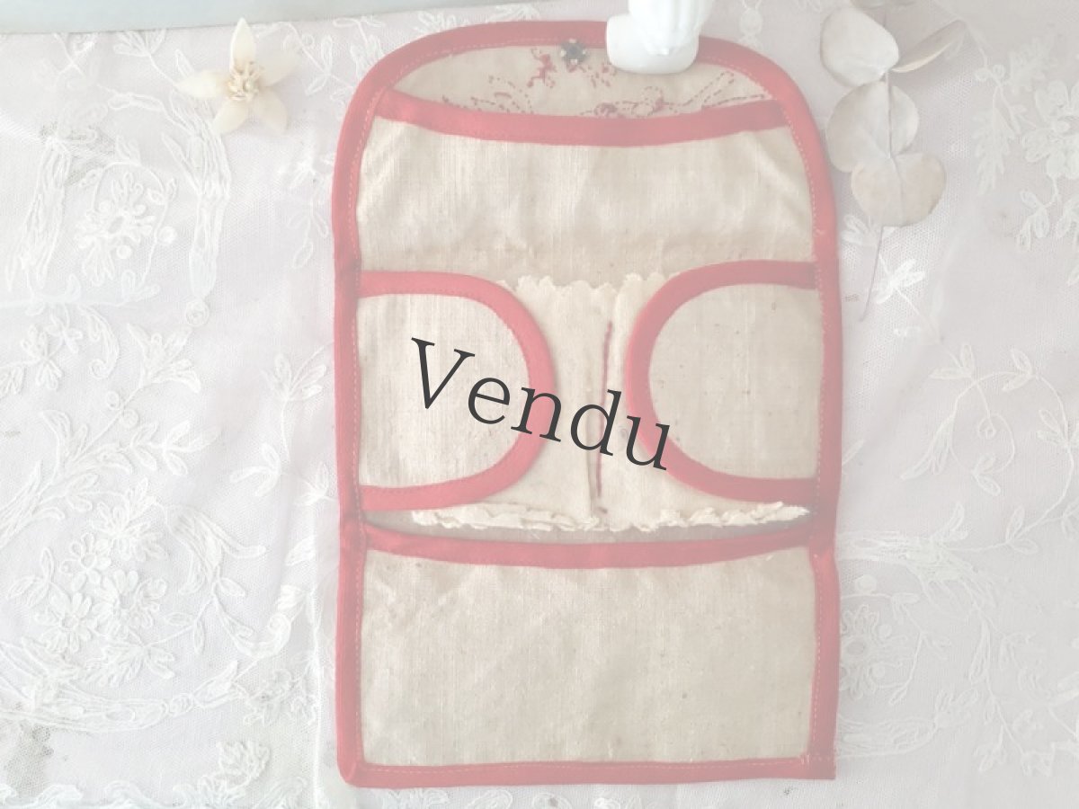 画像4: フランスヴィンテージ　赤糸刺繍のお裁縫ポーチ (4)