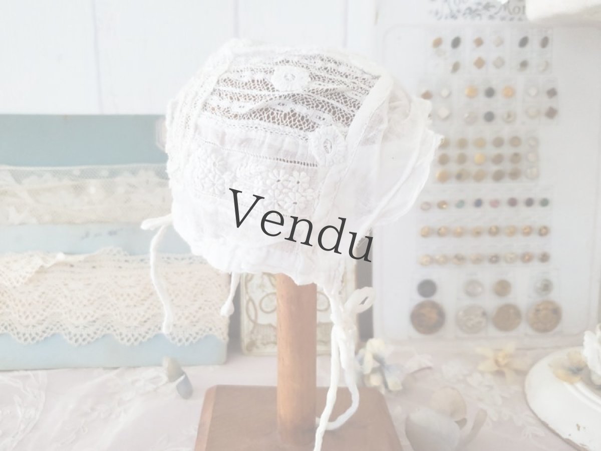 画像7: フランスアンティーク　白糸刺繍のとてもちいさなボネ (7)