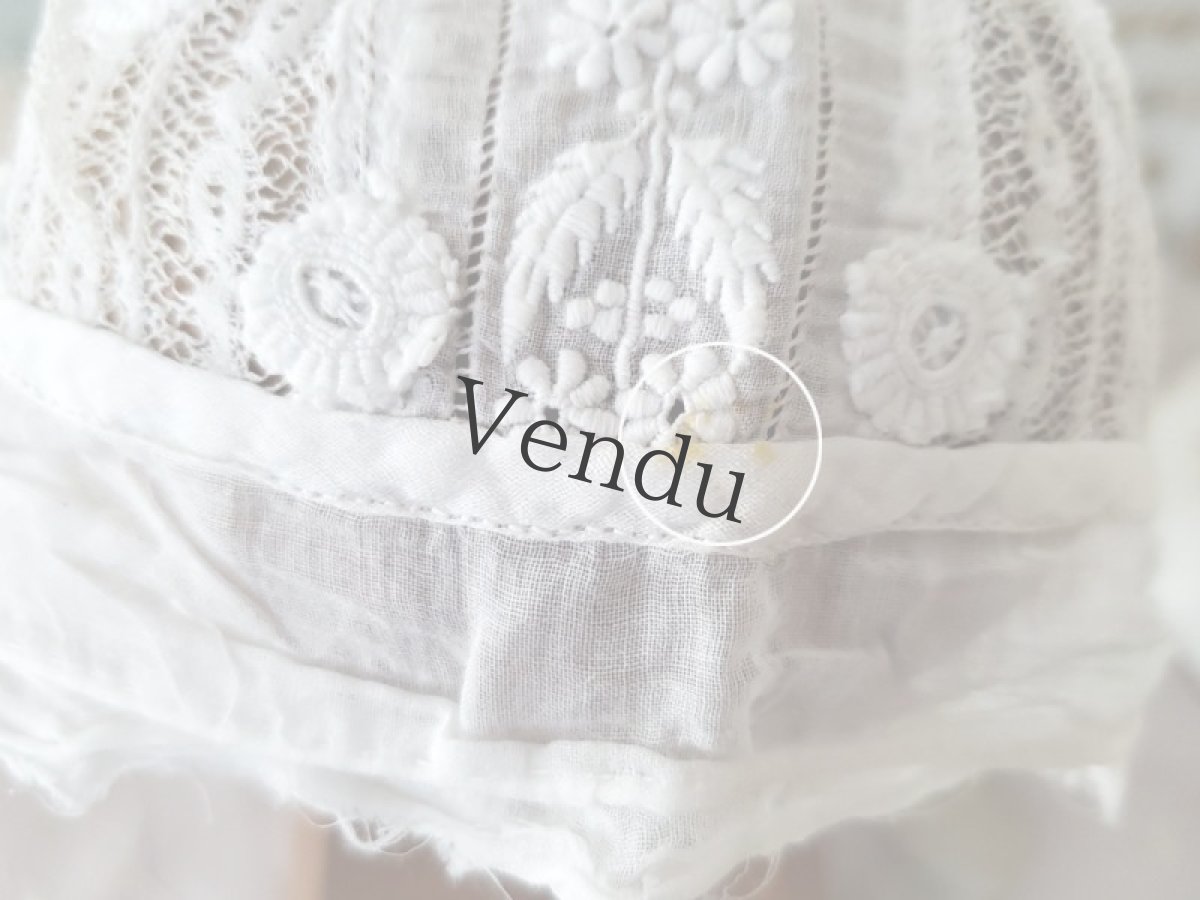 画像10: フランスアンティーク　白糸刺繍のとてもちいさなボネ (10)