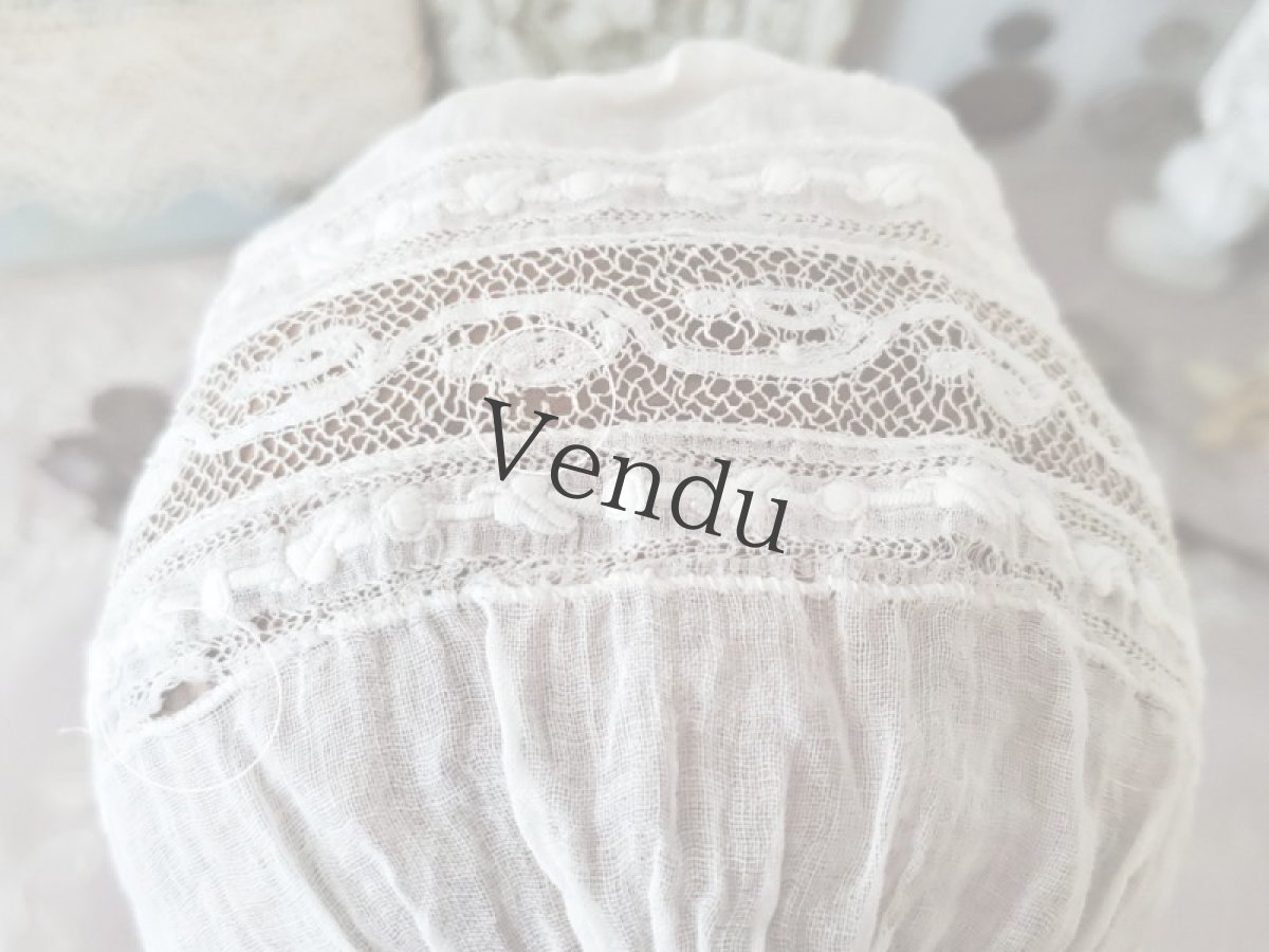 画像8: フランスアンティーク　刺繍とレースのとてもちいさなボネ (8)