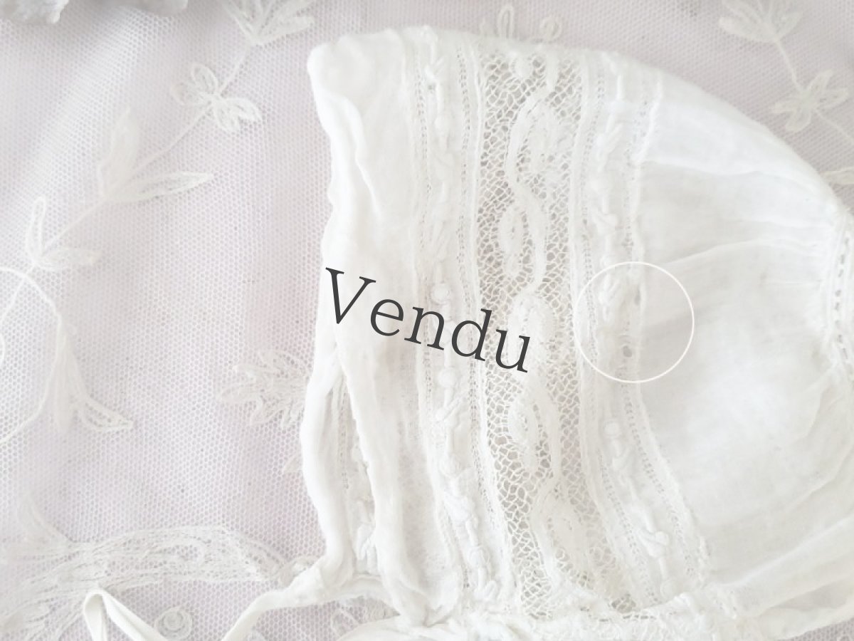 画像9: フランスアンティーク　刺繍とレースのとてもちいさなボネ (9)