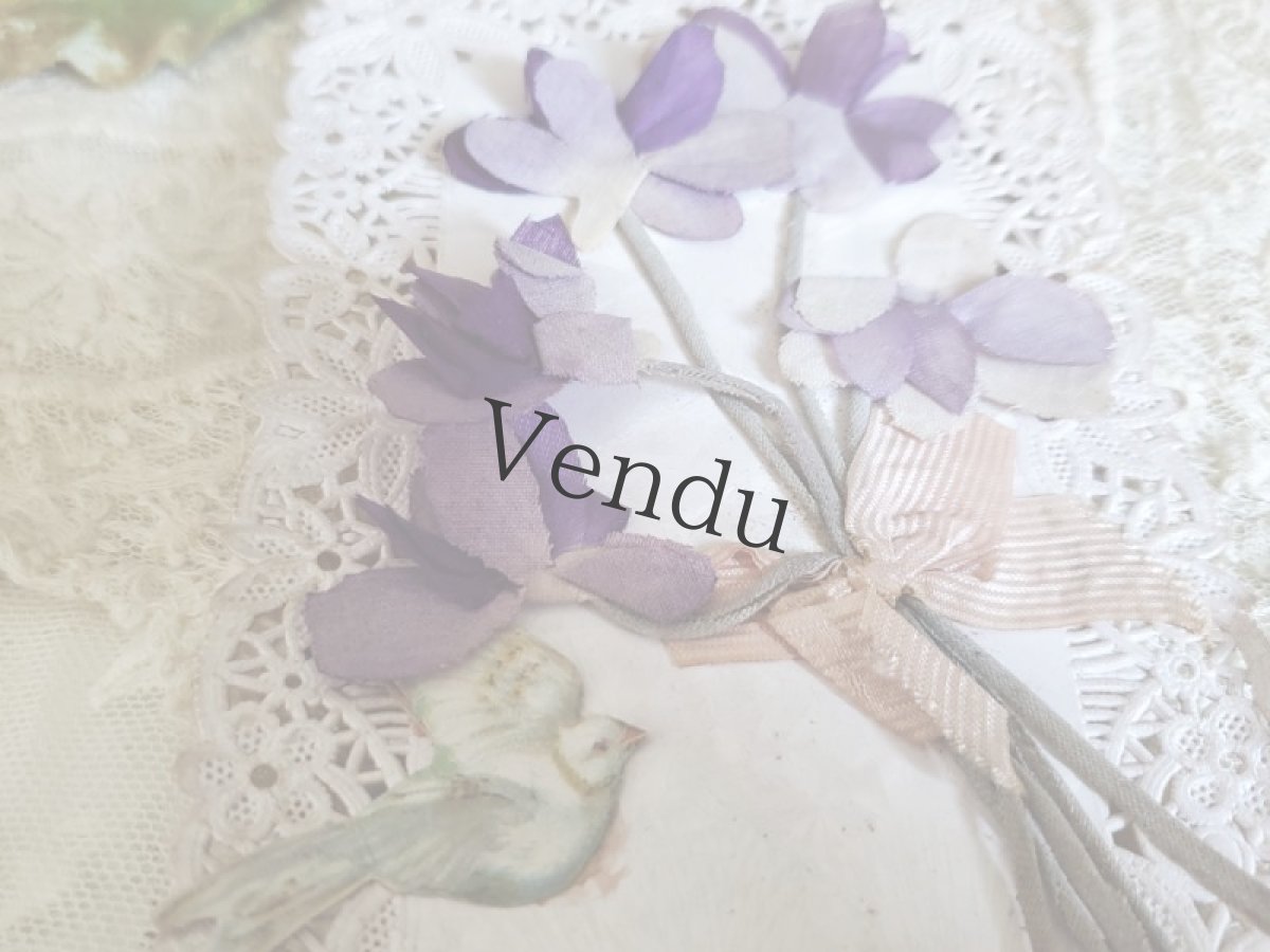 画像3: フランスアンティーク スミレの布花があしらわれたカニヴェ仕様ポストカード (3)