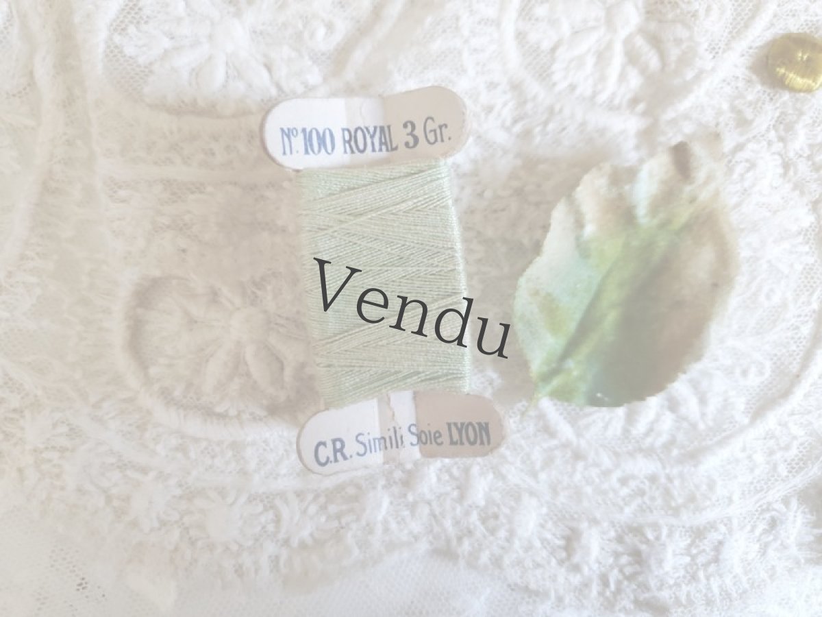 画像2: フランスアンティーク　立体シルク風糸巻き C.R.Simili Soie LYON アニス (2)