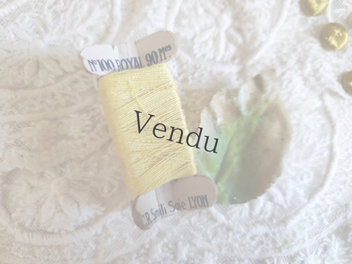 画像3: フランスアンティーク　立体シルク風糸巻き C.R.Simili Soie LYON ミモザ (3)