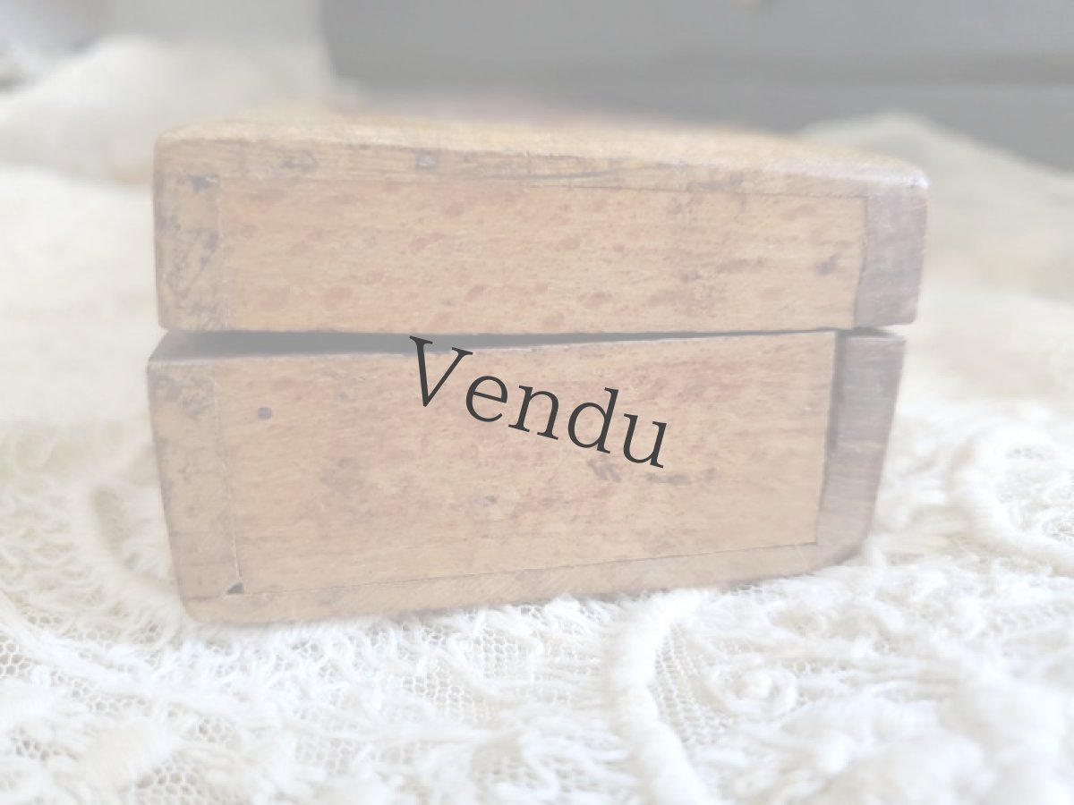 画像9: フランスアンティーク　スミレとミモザの木箱 (9)