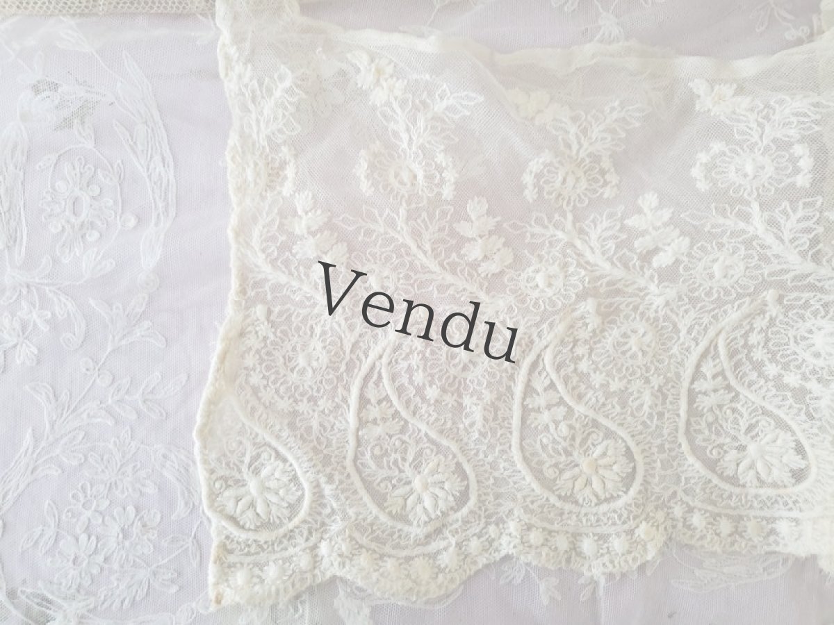 画像5: フランスアンティーク　幅広チュール刺繍スカラップレース 158cm／170cm (5)