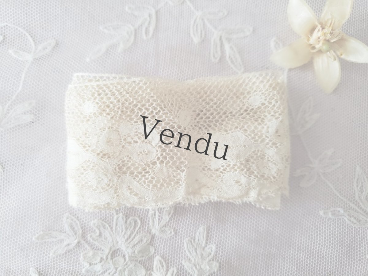 画像3: フランスアンティーク　ヴァランシエンヌスカラップレース　チューリップ 75cm (3)