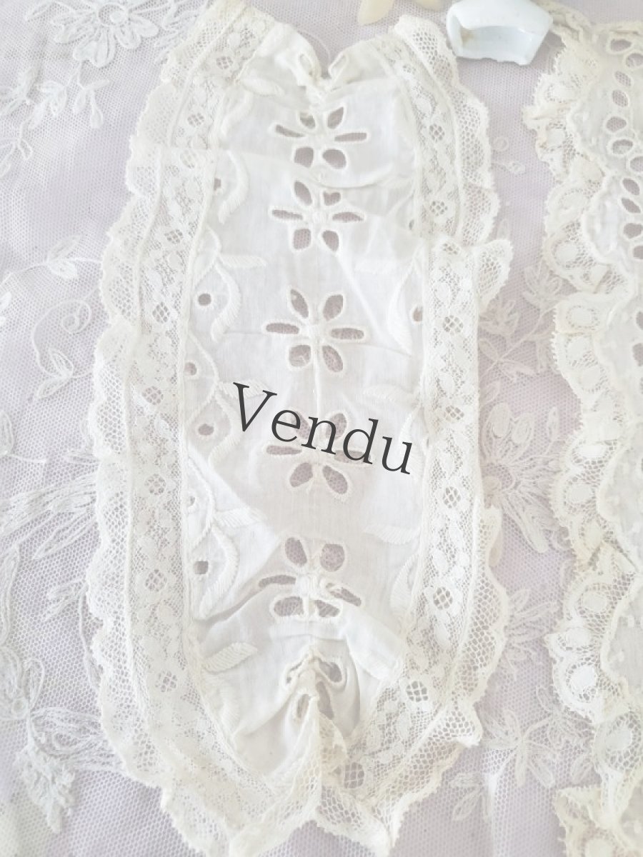 画像3: フランスアンティーク　カットワーク刺繍とレースのジャボ 2組 (3)