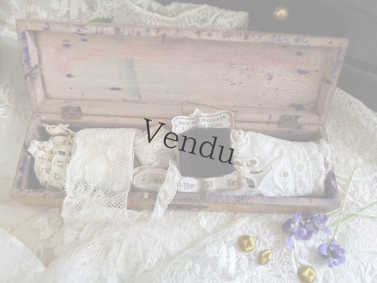 画像5: フランスアンティーク　スミレとミモザの木箱 (5)