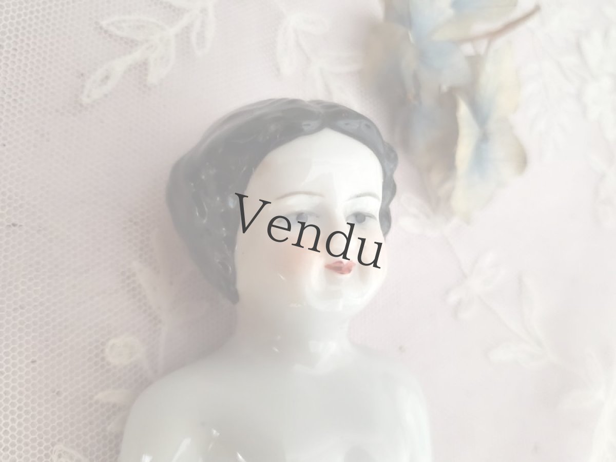 画像2: ドイツ 19世紀後半 フローズンシャーロット 15.8cm (2)