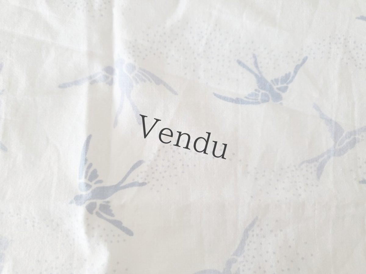 画像3: フランスヴィンテージ　ツバメ柄の端切れ 82×30.5cm (3)