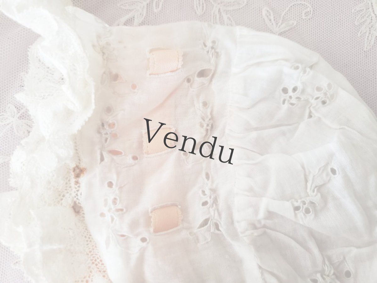 画像2: フランスアンティーク カットワーク刺繍の小さなボネ (2)