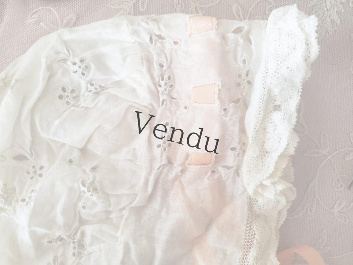 画像4: フランスアンティーク カットワーク刺繍の小さなボネ (4)