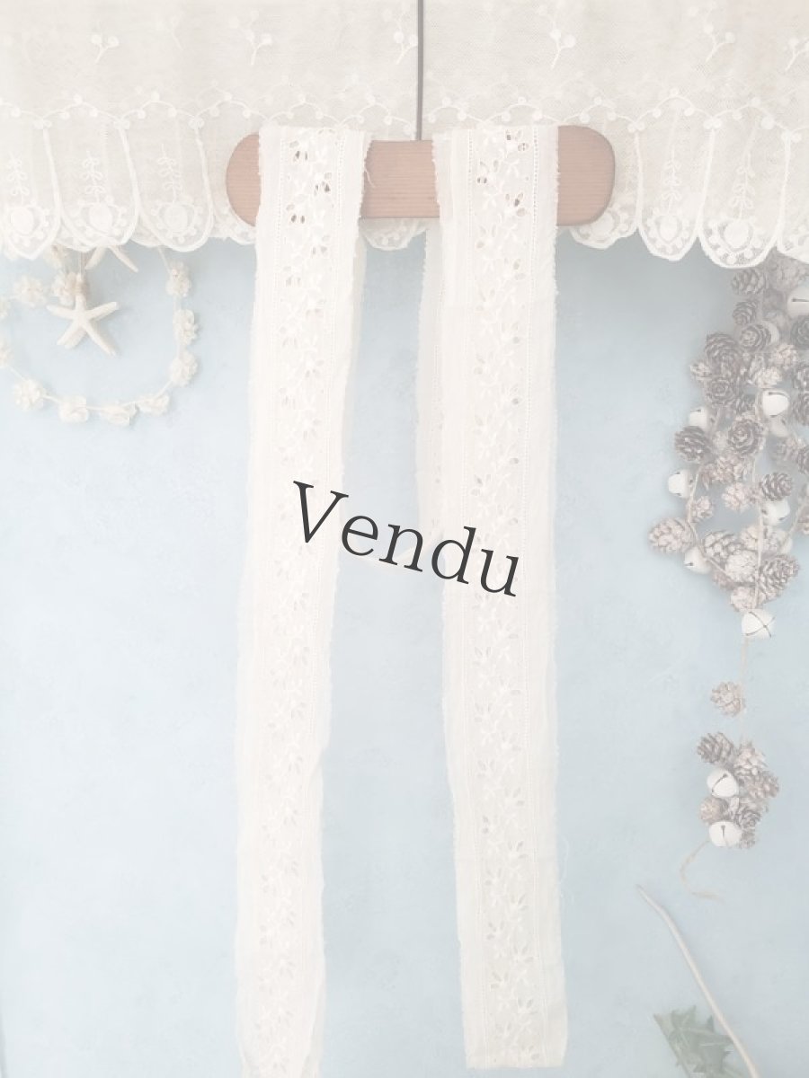 画像7: フランスヴィンテージ　幅広刺繍レース ベージュ403cm (7)