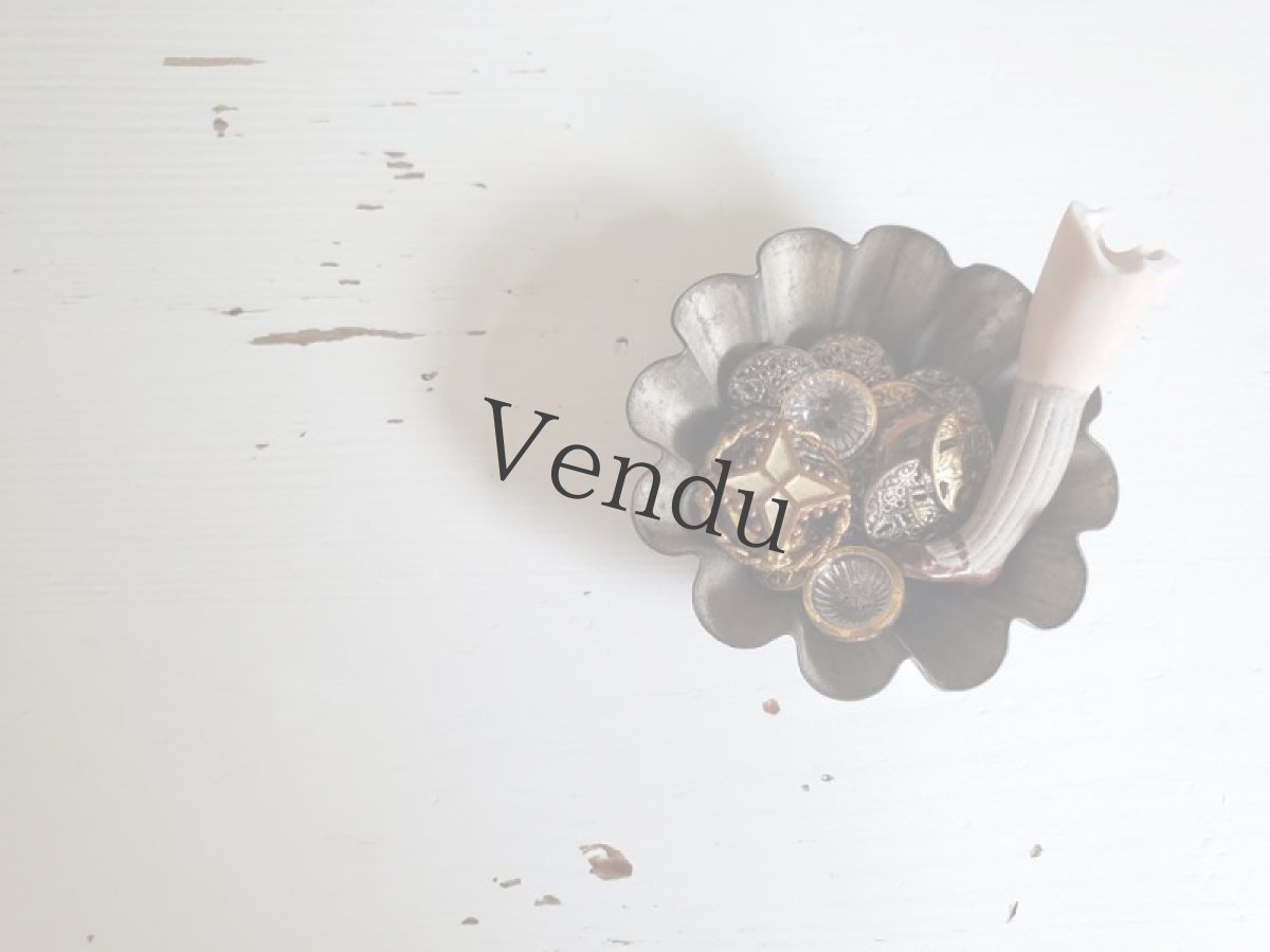 画像3: フランスヴィンテージ  型押しメタルボタン 13mm (3)