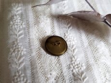 画像3: フランスアンティーク  マザーオブパール装飾ボタン 15mm (3)